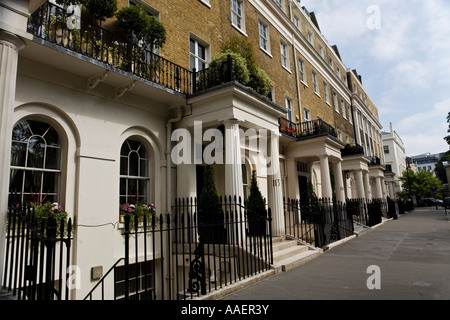 Reihe von Stadthäusern in Eaton Square Belgravia exklusiven Gegend von London SW1 Stockfoto