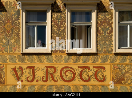 Detail des "U Rotta", 19. Jh. ehemalige Metallwarenhändler Shop in Prags kleines Quadrat, Malé Námĕstí Stockfoto