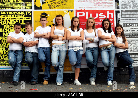 "Keine Bestellung Cousins, Sam, Jack, Harriet, Francesca, Georgena, Natalie, Holly, Chris, Oktober 2006" Stockfoto