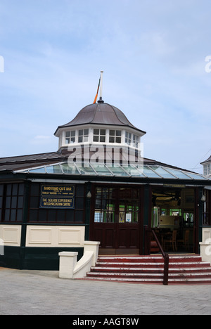 zentralen Musikpavillon Herne Bay direkt am Meer Kent england Stockfoto