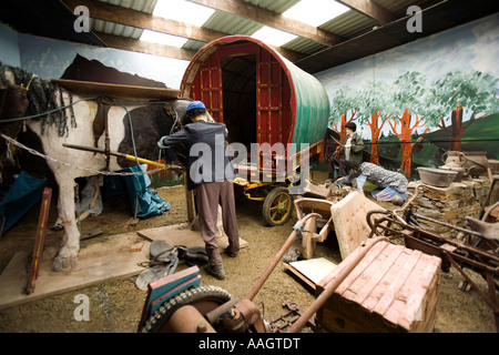 Irland Co Donegal Inishowen Isle Doagh Hungersnot Dorf Reisende Tableaus mit traditionellen Wohnwagen Stockfoto