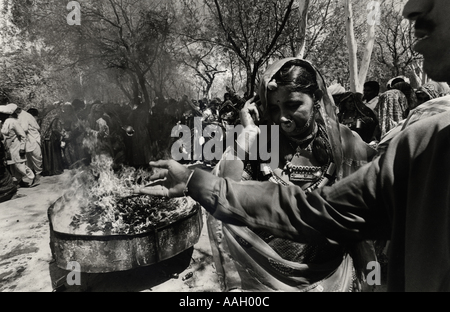 Havan oder Heiliges Feuer am Khejarli das jährliche festival Stockfoto