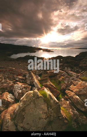 Helles Sonnenlicht bei ü Gauscavaig Bay, Isle Of Skye, Highlands, Schottland, UK Stockfoto