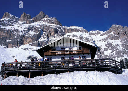 RIF Duca d Aosta Hütte Tofana Cortina D Ampezzo Venedig Italien Stockfoto