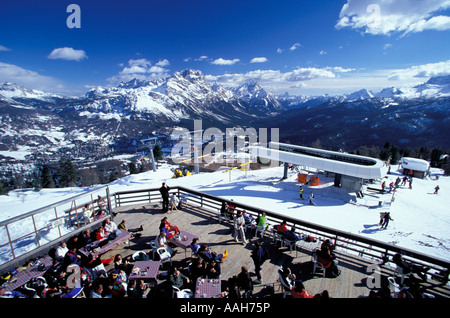 RIF Duca d Aosta Hütte Tofana Cortina D Ampezzo Venedig Italien Stockfoto