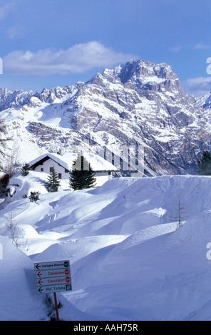 RIF Duca d Aosta Hütte Tofana Cortina D Ampezzo Venedig Italien Stockfoto