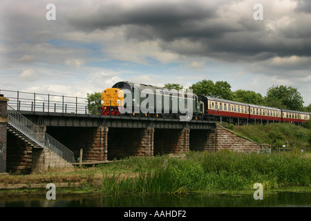 Klasse 40 Diesel-Lokomotive auf die Nene Valley Railway Stockfoto