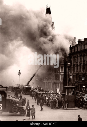 Feuer in Ludgate Circus London UK 1930 Stockfoto