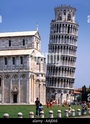Italien Pisa den Duomo und der schiefe Turm von Pisa Stockfoto