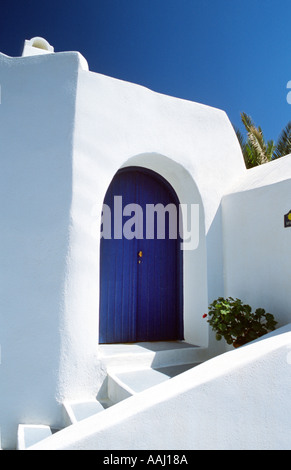 Blaue Tür Santorini Griechenland Stockfoto