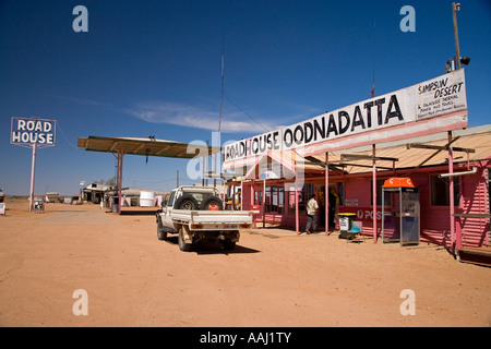 Pink Road House Oodnadatta Oodnadatta Track Outback Australien Südaustralien Stockfoto