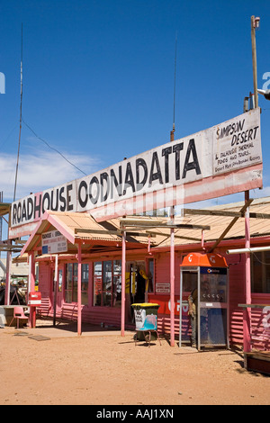 Pink Road House Oodnadatta Oodnadatta Track Outback Australien Südaustralien Stockfoto