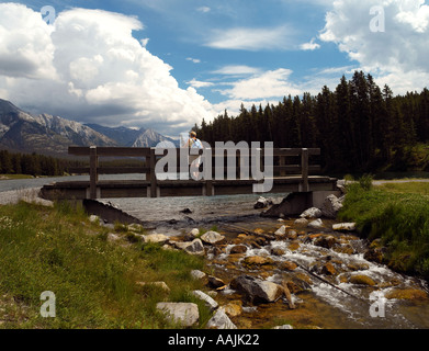 Johnson Lake im Banff Nationalpark, Kanada Stockfoto