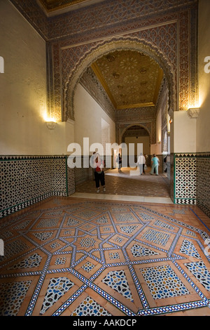 Innenräume bei Real Alcazar von Sevilla Andalusien Spanien Stockfoto