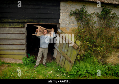 James Verner maßgeschneiderte Möbelhersteller zu Hause im Norden Chideock Dorset Stockfoto