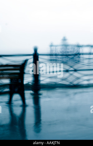 Clevedon Pier in Somerset an einem nassen Regentag Stockfoto