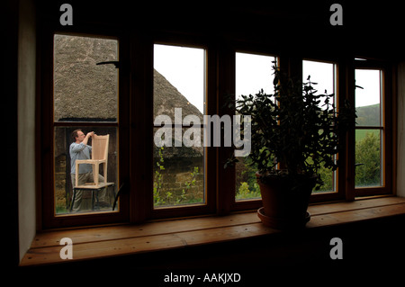 James Verner eine maßgeschneiderte Möbelhersteller zu Hause im Norden Chideock Dorset Stockfoto