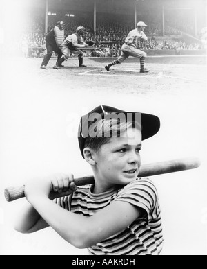 1930ER JAHREN MONTAGE VON BOY BEI BAT MIT PROFESSIONELLEN BASEBALL SPIEL IN PROGRES Stockfoto