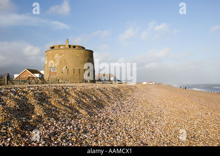 Martello-Turm auf der Küste von East Sussex als Verteidigung gegen die Invasion von Napoleon und die französische Armee gebaut Stockfoto