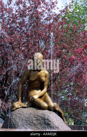 KIMBALLTON IA MEERJUNGFRAU SKULPTUREN UND BRUNNEN Stockfoto