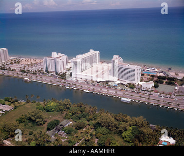 1960ER JAHRE MIAMI BEACH ANTENNE Stockfoto