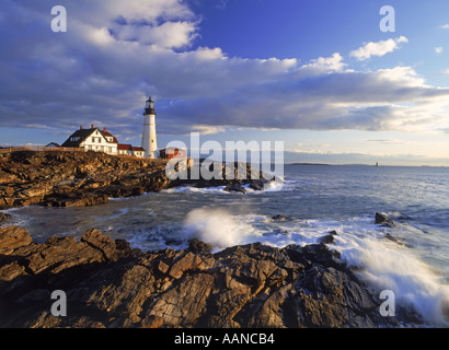 Portland Head Light im Fort Williams Park am Cape Elizabeth in Maine Stockfoto