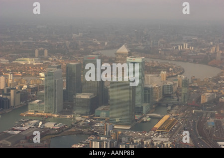 Canary Wharf Entwicklung Anfd Finanzzentrum In London s Insel der Hunde, die Docklands Aerial fotografieren Stockfoto