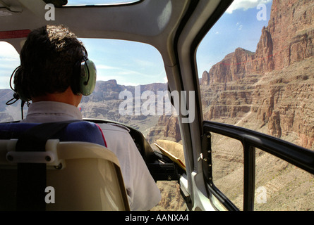 Anzeigen des Grand Canyon und im Hubschrauber von Hubschrauberrundflug über Arizona USA Stockfoto