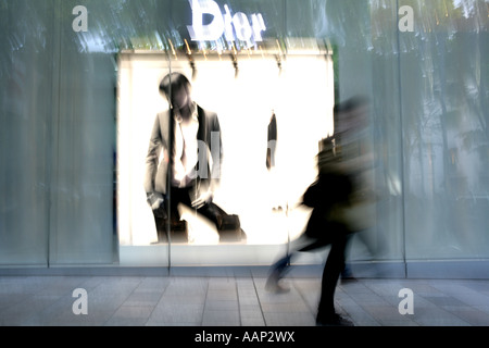 JPN, Japan, Tokio: Dior Store. Einkaufsstraße im Stadtteil Aoyama, Omotesando Avenue. Viele Luxus-Mode-Labels. Stockfoto