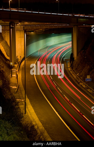 M62 M1 Kreuzung nachts Leeds, West Yorkshire Stockfoto