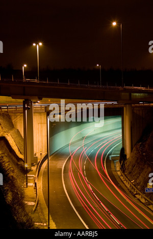 M62 M1 Kreuzung nachts Leeds, West Yorkshire Stockfoto