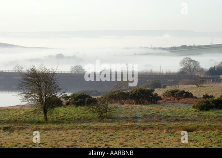 Nebel über Bingley Moor aus Baildon freier Platz für Text Stockfoto