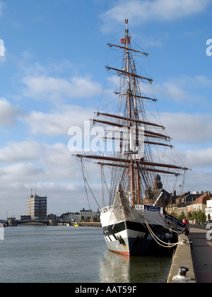 TALL SHIP PRINZ WILLIAM ANGEDOCKT AM FLUß YARE GREAT YARMOUTH NORFOLK EAST ANGLIA ENGLAND UK Stockfoto