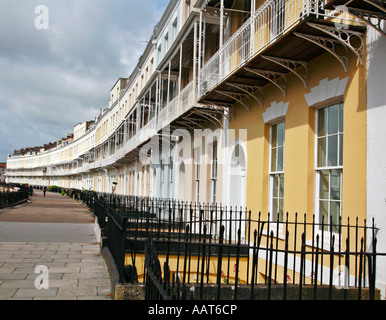 Georgische Architektur an der Royal York Crescent in Clifton Bristol angeblich den längsten Halbmond in Europa Stockfoto