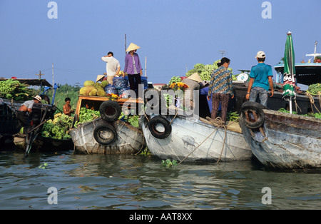 Schwimmende Markt, Long Xuyen, Vietnam Stockfoto