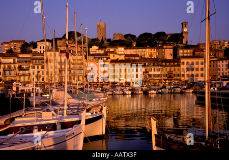 Vieuw über Hafen Hafen von Cannes Mittelmeer Côte d ' Azur Frankreich Côte d ' Azur Stockfoto