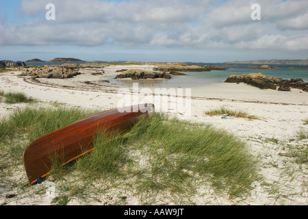 Kanu und der Blick über den Sound von Iona von Fidden Bauernhof Campingplatz Isle of Mull Stockfoto