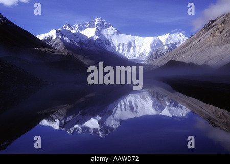 Mount Everest und Reflexion von Tibet China Stockfoto