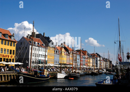 Nyhavn Kanal Kopenhagen Dänemark Stockfoto