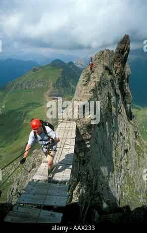 Auf der Via Delle Trincees Klettersteig Italien Stockfoto