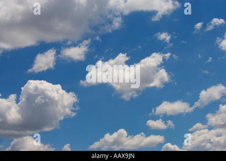 schönen klaren blauen Himmel Stockfoto