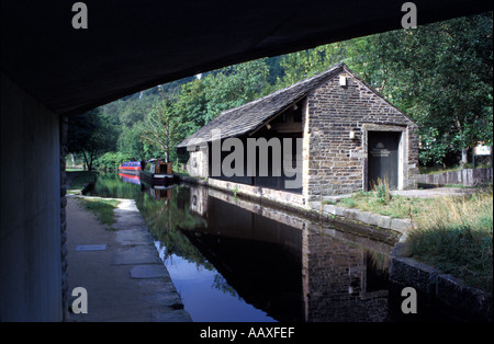 Wolle Straße Umschlag Lager auf Huddersfield Narrow Canal in der Nähe von Diggle England Stockfoto