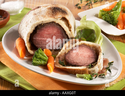 Beef Wellington Schritt für Schritt Stockfoto