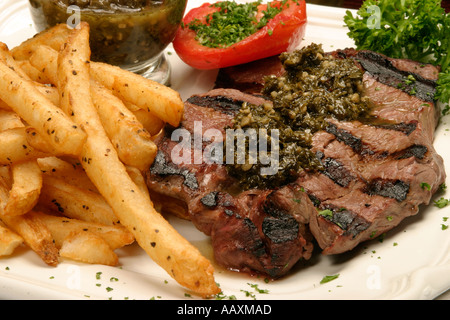Steak und Pommes Frites Stockfoto