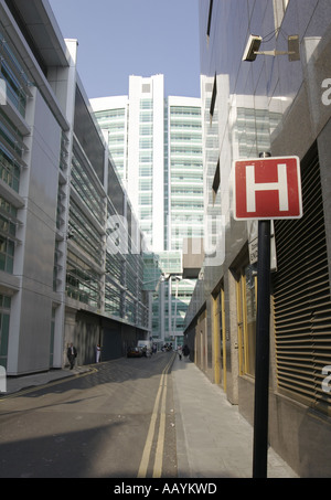 Das neue moderne Gesicht des University College Hospital in London Stockfoto