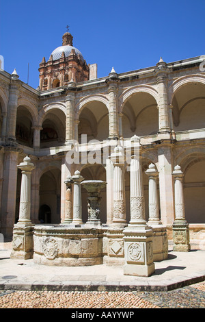 Museo de Las Culturas de Oaxaca, Calle Macedonio Alcala, Oaxaca, Bundesstaat Oaxaca, Mexico Stockfoto