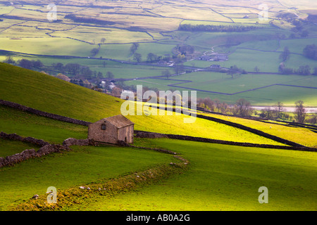 Scheune über Conistone in Wharfedale North Yorkshire England Stockfoto