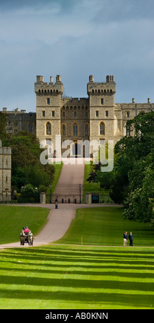 Windsor Castle aus langen Spaziergang Berkshire England UK Stockfoto