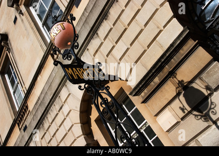 Schild am Eingang zu den Märkten der Guildhall in Bath England Stockfoto