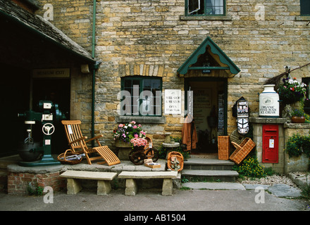 Die alte Mühle senken Schlachtung in den Cotswolds, England, UK Stockfoto